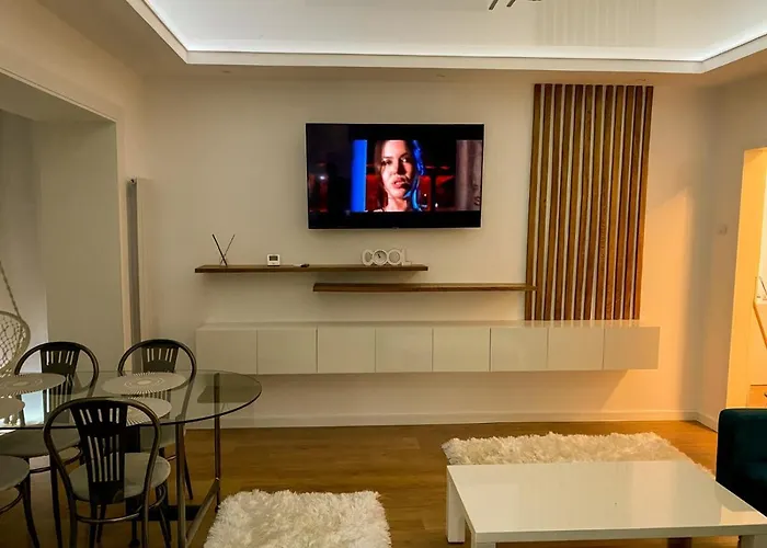 Relax House 2 * 克拉奥华